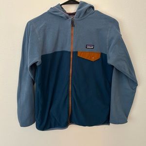 Patagonia kid size large 12 zip up sweatshirt